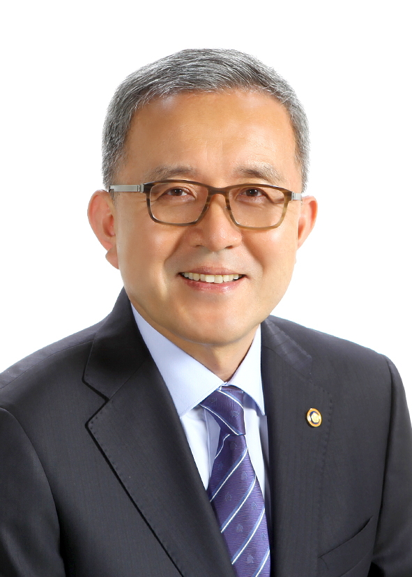 Prof. Pan Suk Kim