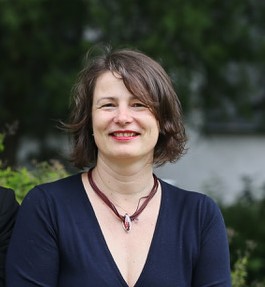 Katar&iacute;na Staroňov&aacute;